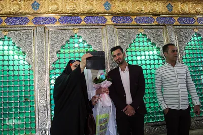 مراسم عقد زوج‌های جوان در آستان علی‌بن مهزیار اهوازی 