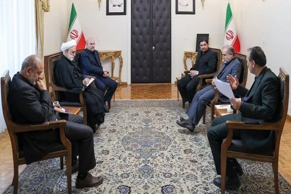 تأکید سران قوا بر فعال شدن دستگاه‌ها و مراجع اجتماعی برای ایجاد فضای انتخاباتی