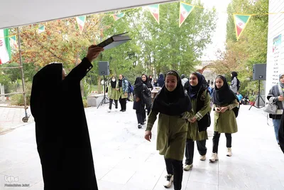 آیین نواختن زنگ مهر در اهر