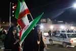 اجتماع شبانه مردم خمینی‌شهر در حمایت از وطن