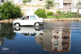 امدادرسانی نیروهای بسیج و سپاه به مردم سیل زده اهواز