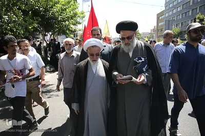 حضور آیت الله هاشم زاده هریسی، عضو مجلس خبرگان رهبری  در راهپیمایی روز قدس