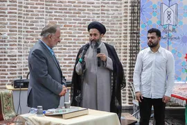 دیدارعوامل اجرایی سی و هشتمین جشنواره ملی قرآن با پدر شهید آیت‌الله آل‌هاشم‎
