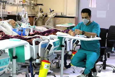 تلاش مدافعان سلامت بخش کرونا بیمارستان کوثر کرج