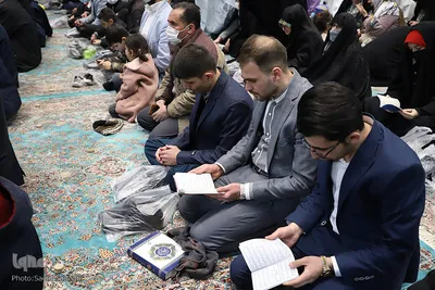 مراسم تحویل سال نو در آستان سیدحمزه(ع) تبریز