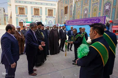 زیارت ستاد بزرگداشت دهه كرامت کشور از حرم مطهر شاهچراغ(ع)