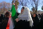 بیعت بانوان خرم‌آبادی با سومین رهبر انقلاب اسلامی