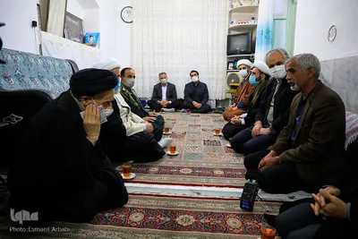 دیدار حجت‌الاسلام عبادی با خانواده شهیدین بذرافکن