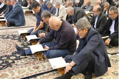 جلسه تفسیر قرآن ویژه مدیران اجرایی آذربایجان‌شرقی