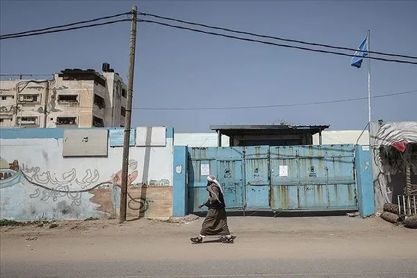 UNRWA Gazze'deki hizmetlerine geçici olarak ara verdi