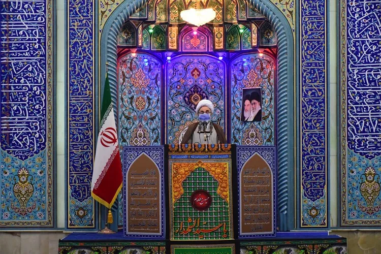 مردم با رعایت شیوه نامه های بهداشتی در مراسم محرم حضور پیدا کنند