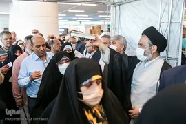 مراسم بدرقه اولین کاروان حجاج ایرانی