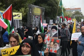 راهپیمایی سراسری به شکرانه حماسه‌ مقاومت