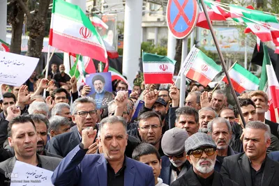 بیعت فرهنگیان شیرازی با سومین رهبر معظم انقلاب اسلامی