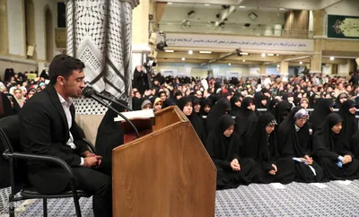 دیدار دانش‌آموزان و دانشجویان
