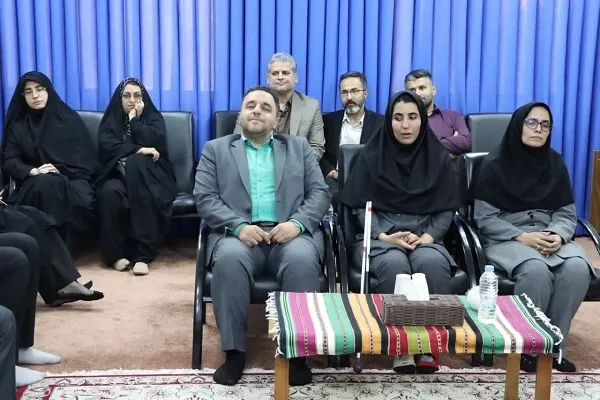دیدار مدیرکل بهزیستی، دبیر و اعضای انجمن نابینایان مازندران با نماینده ولی فقیه در مازندران