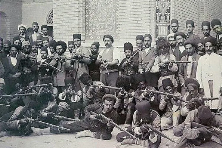 نشست علمی «سالروز صدور فرمان مشروطیت» برگزار شد