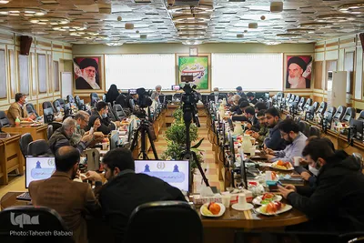 نشست صمیمی مسئولان وزارت دفاع با اصحاب رسانه