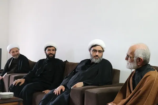 معاون فرهنگی و تبلیغی سازمان تبلیغات اسلامی کشور از پیرغلام و ذاکر اهل‌بیت(ع) دیدار و تجلیل کرد