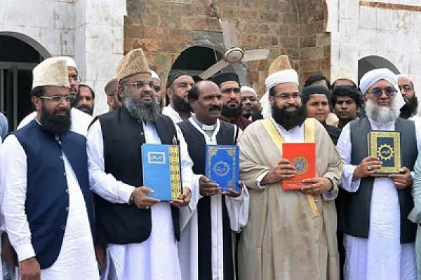Interfaith Meeting in Pakistan Stress Religious Harmony in Wake of Recent Desecration