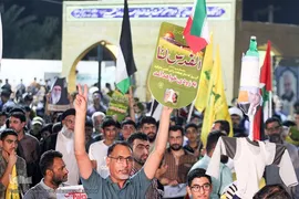 تجمع مردم اهواز در حمایت از جبهه مقاومت
