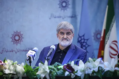 گفت‌وگوی علی مطهری با دختران و پسران انقلاب در مورد حجاب
