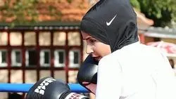 Zeina Nassar, la boxeadora musulmana que combate con 'hiyab'