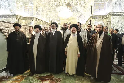 آئین غبارروبی ضریح مطهر احمدبن‌موسی(ع)‎
