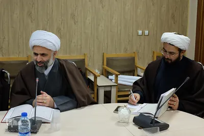 نشست ماهانه مجمع اساتید و پیشکسوتان قرآنی آذربایجان شرقی