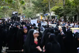 تجمع اعتراض آمیز دانشجویان به کشتار مسلمانان میانمار