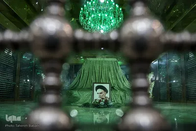 مراسم سالروز گرامیداشت ورود امام خمینی(ره) به میهن اسلامی