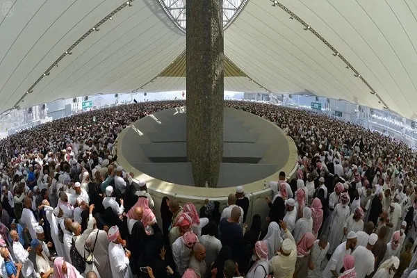 از رمی جمرات در منا تا نماز عید قربان در حرمین شریفین + عکس