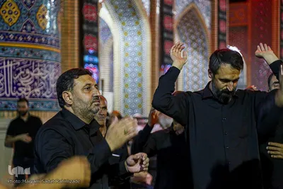 حرم مطهر سیدعلاءالدین حسین(ع) در شب عاشورا