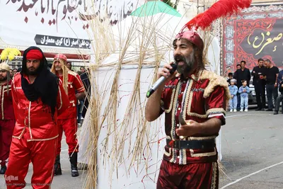 نمایش خیمه سوزان و حرکت نمادین کاروان اسرای کربلا – شهرستان اهر