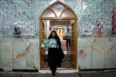 غبار روبی حرم مطهر امامزاده حسن(ع)