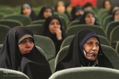 نشست «پژوهش مبانی قرآنی انقلاب اسلامی»