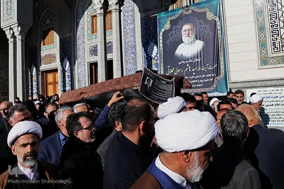 مراسم تشییع پیکر مرحوم آیت الله رسولی محلاتی در شهر مقدس قم