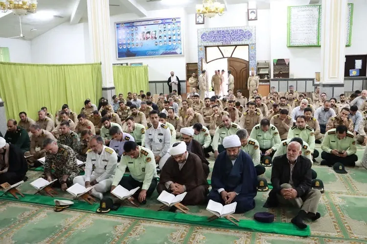 محفل انس با قرآن کریم در بندرانزلی برگزار شد