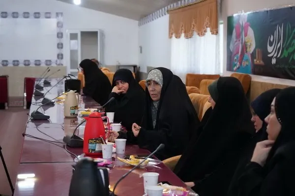 نشست فعالان قرآنی فرهنگیان مازندران برگزار شد