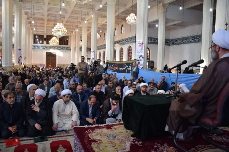 خداوند متعال نخستین آمر به معروف و ناهی از منکر است