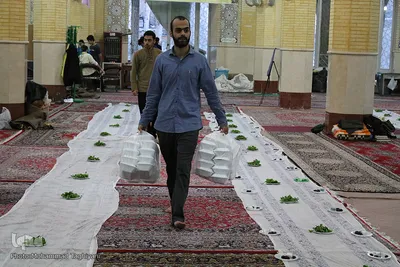 آیین معنوی اعتکاف در مصلی کرج