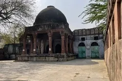 'Yan sandan Indiya sun hana sallar Juma'a a masallatai 16 a Delhi