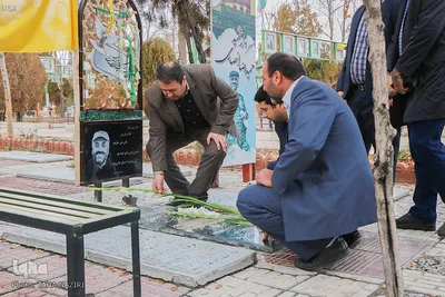 تجدید میثاق سرپرست جهاددانشگاهی استان مرکزی با شهدا/عکاس:طاها نظیری