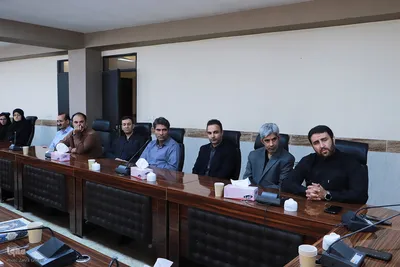 برگزاری نشست بررسی ابعاد شخصیتی و نقش رهبر شهید در ارتقای جایگاه ایران در منطقه و جهان در جهاددانشگاهی آذربایجان شرقی