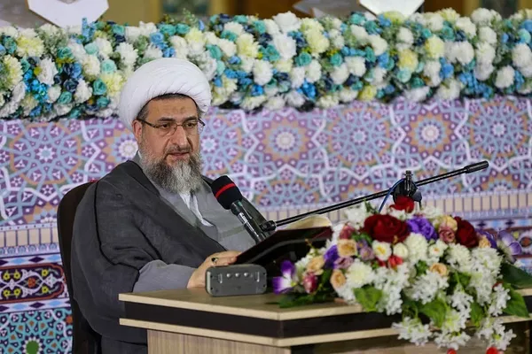 ترتیل خوانی قرآن در مصلای امام خمینی (ره) تبریز