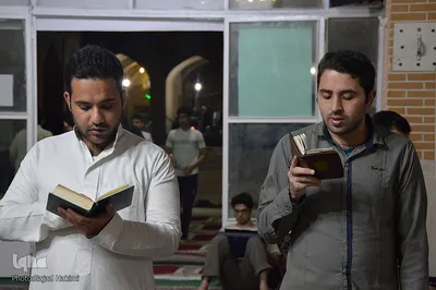 مراسم اعتکاف در مسجد جامع قم