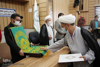 دیدار استاندار و امام جمعه با پرسنل تبلیغات اسلامی استان یزد
