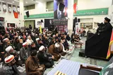 سوگواری جهادگران قمی برای رهبر شهید در دفتر مقام معظم رهبری در قم