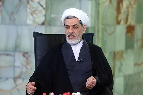 پیام عاشورا رعایت حقوق انسان‌هاست/ عملکرد ویژه امام حسین(ع) در دوران پدر و برادر