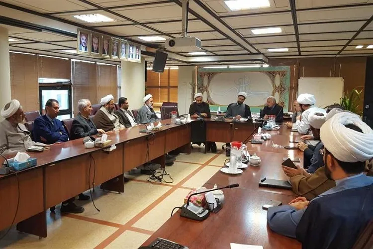 برپایی نشست هم‌اندیشی رؤسا و مسئولان دفاتر نهاد نمایندگی رهبری در دانشگاه‌های فارس